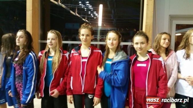 Zdjęcie w galerii na portalu naszraciborz.pl: Pływanie. Magda Modrzejewska mistrzynią Polski, srebro Jarka Lesika, brąz sztafety wiadomości z regionu