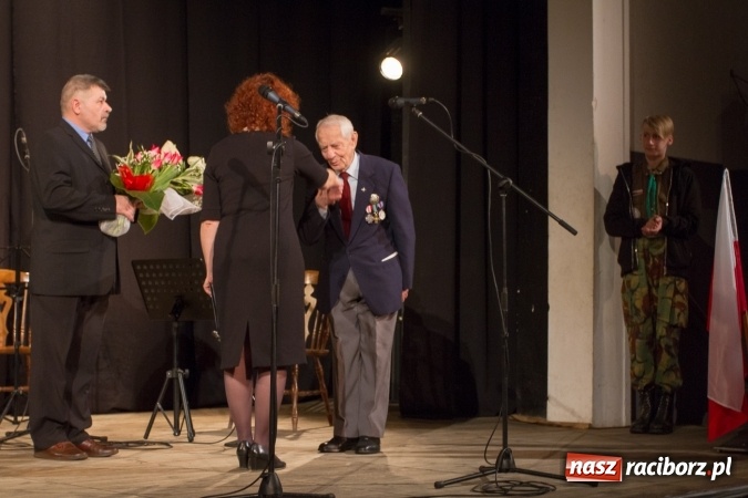 Zdjęcie w galerii na portalu naszraciborz.pl: Finał raciborskich obchodów Narodowego Dnia Pamięci Żołnierzy Wyklętych wiadomości z regionu