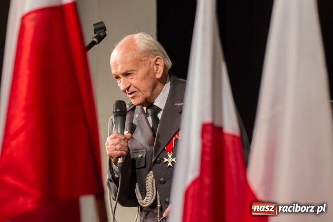 Zdjęcie w galerii na portalu naszraciborz.pl: Finał raciborskich obchodów Narodowego Dnia Pamięci Żołnierzy Wyklętych wiadomości z regionu