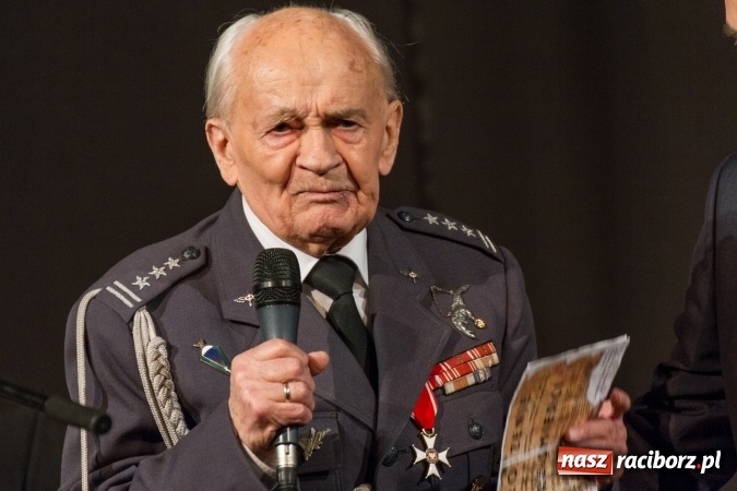 Zdjęcie w galerii na portalu naszraciborz.pl: Finał raciborskich obchodów Narodowego Dnia Pamięci Żołnierzy Wyklętych wiadomości z regionu