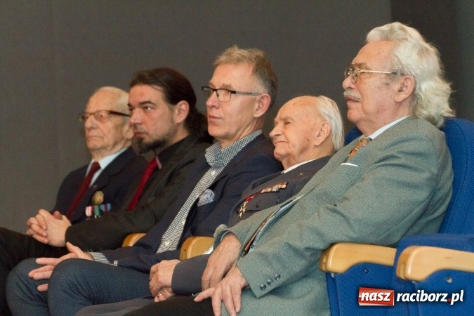 Zdjęcie w galerii na portalu naszraciborz.pl: Finał raciborskich obchodów Narodowego Dnia Pamięci Żołnierzy Wyklętych wiadomości z regionu