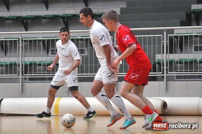 Zdjęcie w galerii na portalu naszraciborz.pl: Mat-Bruk po zwycięstwie w barażu nad IC Team zostaje w I lidze wiadomości z regionu