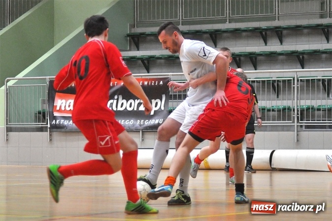 Zdjęcie w galerii na portalu naszraciborz.pl: Mat-Bruk po zwycięstwie w barażu nad IC Team zostaje w I lidze wiadomości z regionu