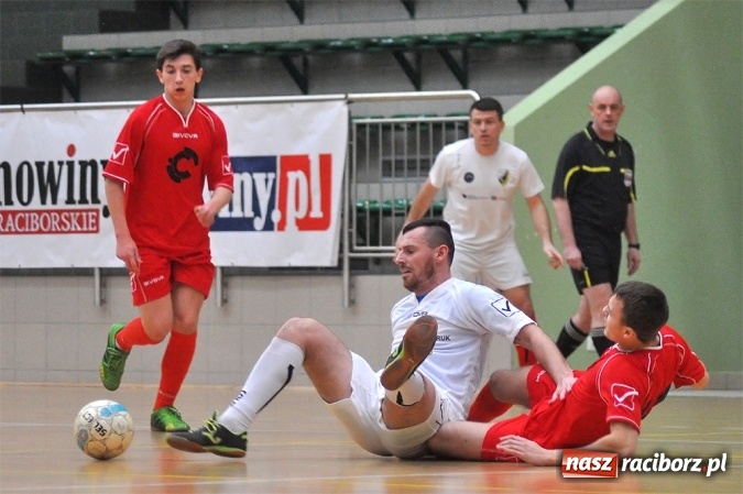 Zdjęcie w galerii na portalu naszraciborz.pl: Mat-Bruk po zwycięstwie w barażu nad IC Team zostaje w I lidze wiadomości z regionu