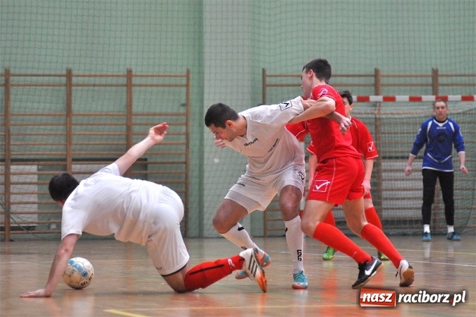 Zdjęcie w galerii na portalu naszraciborz.pl: Mat-Bruk po zwycięstwie w barażu nad IC Team zostaje w I lidze wiadomości z regionu