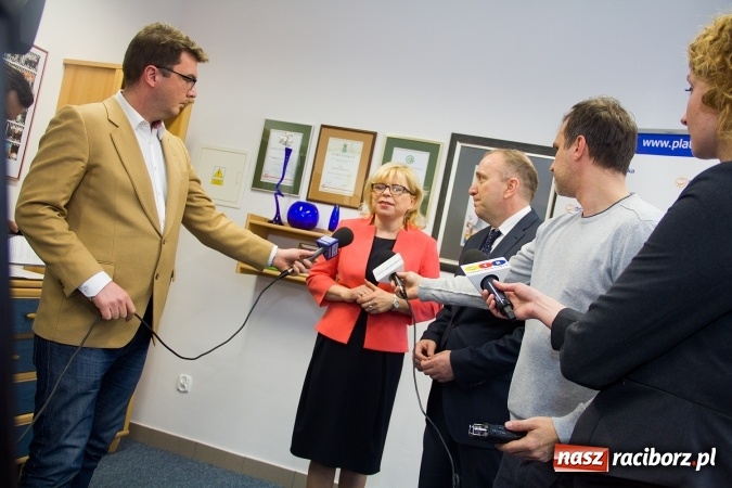 Zdjęcie w galerii na portalu naszraciborz.pl: Oficjalnie otwarcie biura poselskiego Gabrieli Lenartowicz z udziałem Grzegorza Schetyny i samorządowc&oacute;w z regionu wiadomości z regionu