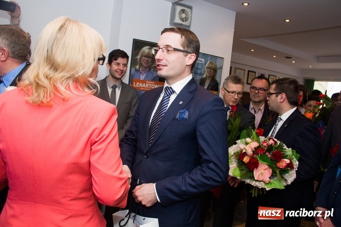 Zdjęcie w galerii na portalu naszraciborz.pl: Oficjalnie otwarcie biura poselskiego Gabrieli Lenartowicz z udziałem Grzegorza Schetyny i samorządowc&oacute;w z regionu wiadomości z regionu
