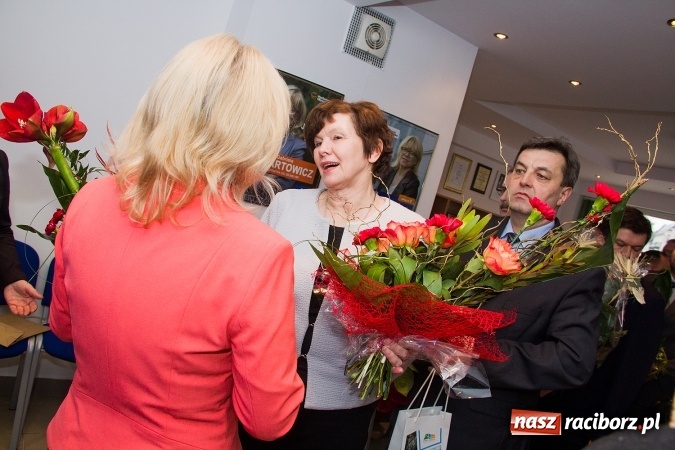 Zdjęcie w galerii na portalu naszraciborz.pl: Oficjalnie otwarcie biura poselskiego Gabrieli Lenartowicz z udziałem Grzegorza Schetyny i samorządowc&oacute;w z regionu wiadomości z regionu