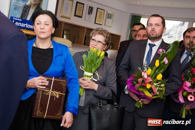 Zdjęcie w galerii na portalu naszraciborz.pl: Oficjalnie otwarcie biura poselskiego Gabrieli Lenartowicz z udziałem Grzegorza Schetyny i samorządowc&oacute;w z regionu wiadomości z regionu