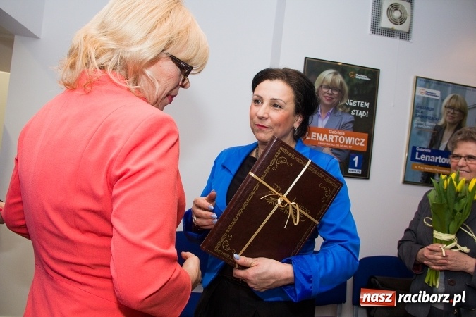 Zdjęcie w galerii na portalu naszraciborz.pl: Oficjalnie otwarcie biura poselskiego Gabrieli Lenartowicz z udziałem Grzegorza Schetyny i samorządowc&oacute;w z regionu wiadomości z regionu