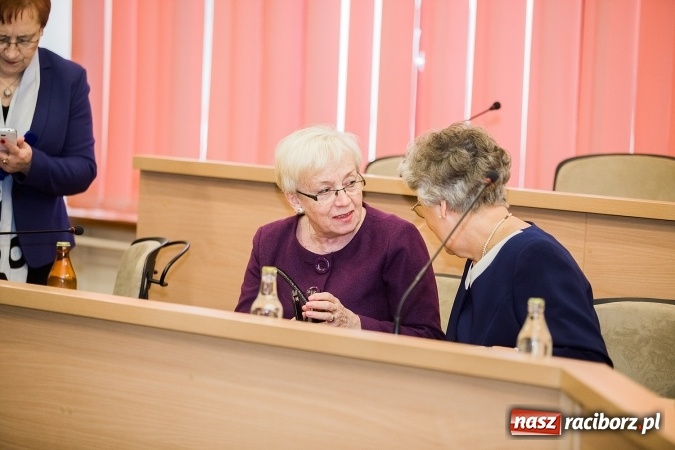 Zdjęcie w galerii na portalu naszraciborz.pl: Wczoraj odbyło się I posiedzenie Rady Seniorów Miasta Raciborza II kadencji wiadomości z regionu
