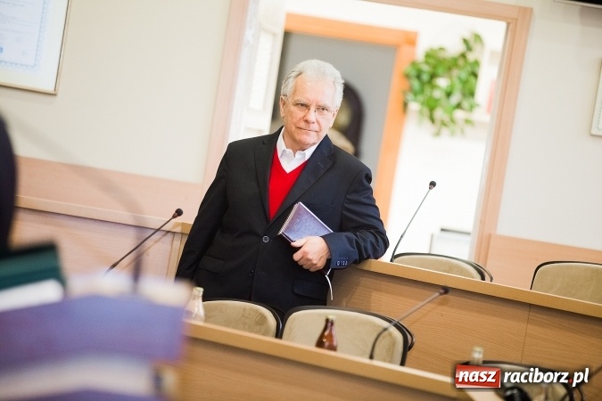 Zdjęcie w galerii na portalu naszraciborz.pl: Wczoraj odbyło się I posiedzenie Rady Seniorów Miasta Raciborza II kadencji wiadomości z regionu