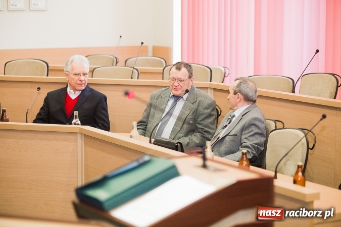 Zdjęcie w galerii na portalu naszraciborz.pl: Wczoraj odbyło się I posiedzenie Rady Seniorów Miasta Raciborza II kadencji wiadomości z regionu