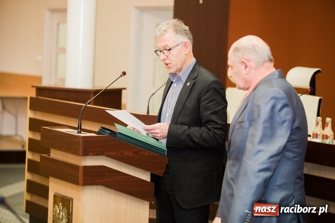 Zdjęcie w galerii na portalu naszraciborz.pl: Wczoraj odbyło się I posiedzenie Rady Seniorów Miasta Raciborza II kadencji wiadomości z regionu