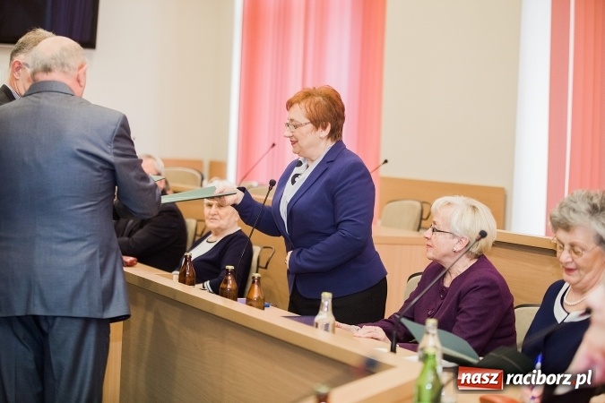 Zdjęcie w galerii na portalu naszraciborz.pl: Wczoraj odbyło się I posiedzenie Rady Seniorów Miasta Raciborza II kadencji wiadomości z regionu
