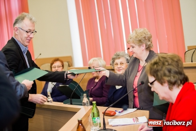 Zdjęcie w galerii na portalu naszraciborz.pl: Wczoraj odbyło się I posiedzenie Rady Seniorów Miasta Raciborza II kadencji wiadomości z regionu