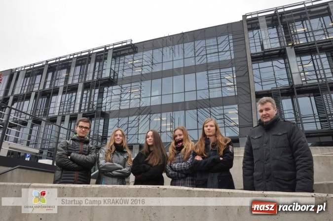 Zdjęcie w galerii na portalu naszraciborz.pl: Młodzież z gminy Krzyżanowice, Raciborza oraz powiatowych Centrów Kształcenia Zawodowego i Ustawicznego wzięła udział w StartUp Camp w Krakowie wiadomości z regionu