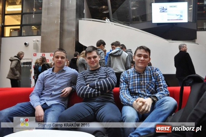 Zdjęcie w galerii na portalu naszraciborz.pl: Młodzież z gminy Krzyżanowice, Raciborza oraz powiatowych Centrów Kształcenia Zawodowego i Ustawicznego wzięła udział w StartUp Camp w Krakowie wiadomości z regionu