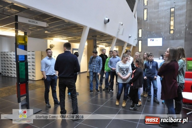 Zdjęcie w galerii na portalu naszraciborz.pl: Młodzież z gminy Krzyżanowice, Raciborza oraz powiatowych Centrów Kształcenia Zawodowego i Ustawicznego wzięła udział w StartUp Camp w Krakowie wiadomości z regionu
