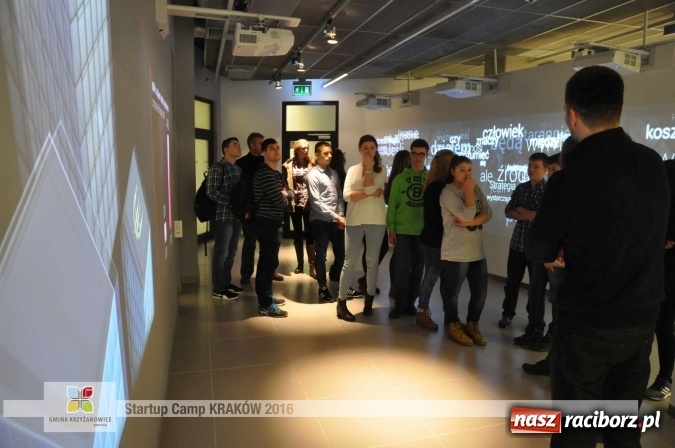 Zdjęcie w galerii na portalu naszraciborz.pl: Młodzież z gminy Krzyżanowice, Raciborza oraz powiatowych Centrów Kształcenia Zawodowego i Ustawicznego wzięła udział w StartUp Camp w Krakowie wiadomości z regionu