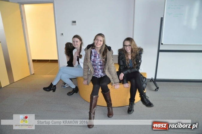 Zdjęcie w galerii na portalu naszraciborz.pl: Młodzież z gminy Krzyżanowice, Raciborza oraz powiatowych Centrów Kształcenia Zawodowego i Ustawicznego wzięła udział w StartUp Camp w Krakowie wiadomości z regionu