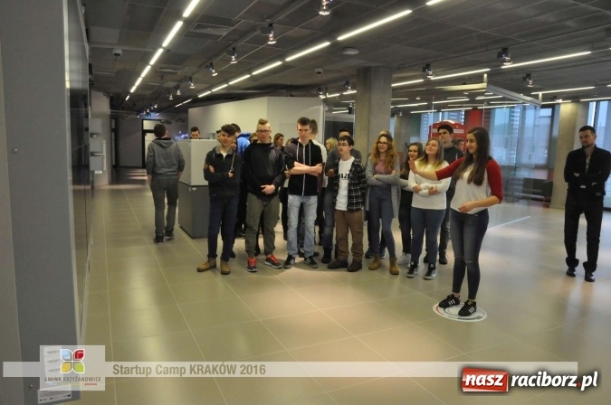 Zdjęcie w galerii na portalu naszraciborz.pl: Młodzież z gminy Krzyżanowice, Raciborza oraz powiatowych Centrów Kształcenia Zawodowego i Ustawicznego wzięła udział w StartUp Camp w Krakowie wiadomości z regionu