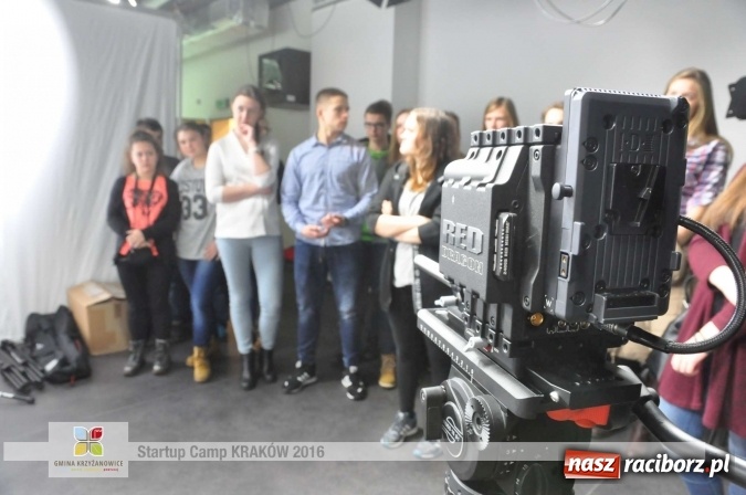 Zdjęcie w galerii na portalu naszraciborz.pl: Młodzież z gminy Krzyżanowice, Raciborza oraz powiatowych Centrów Kształcenia Zawodowego i Ustawicznego wzięła udział w StartUp Camp w Krakowie wiadomości z regionu