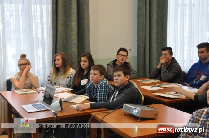 Zdjęcie w galerii na portalu naszraciborz.pl: Młodzież z gminy Krzyżanowice, Raciborza oraz powiatowych Centrów Kształcenia Zawodowego i Ustawicznego wzięła udział w StartUp Camp w Krakowie wiadomości z regionu