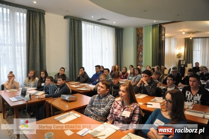 Zdjęcie w galerii na portalu naszraciborz.pl: Młodzież z gminy Krzyżanowice, Raciborza oraz powiatowych Centrów Kształcenia Zawodowego i Ustawicznego wzięła udział w StartUp Camp w Krakowie wiadomości z regionu