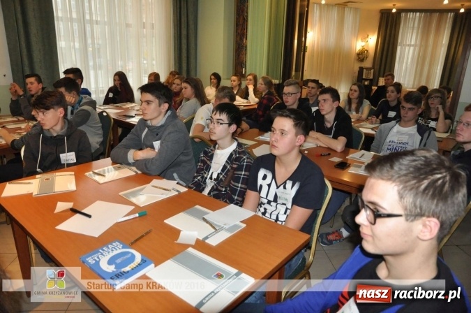 Zdjęcie w galerii na portalu naszraciborz.pl: Młodzież z gminy Krzyżanowice, Raciborza oraz powiatowych Centrów Kształcenia Zawodowego i Ustawicznego wzięła udział w StartUp Camp w Krakowie wiadomości z regionu