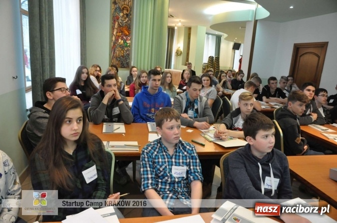 Zdjęcie w galerii na portalu naszraciborz.pl: Młodzież z gminy Krzyżanowice, Raciborza oraz powiatowych Centrów Kształcenia Zawodowego i Ustawicznego wzięła udział w StartUp Camp w Krakowie wiadomości z regionu