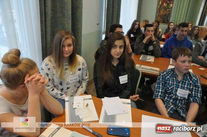 Zdjęcie w galerii na portalu naszraciborz.pl: Młodzież z gminy Krzyżanowice, Raciborza oraz powiatowych Centrów Kształcenia Zawodowego i Ustawicznego wzięła udział w StartUp Camp w Krakowie wiadomości z regionu