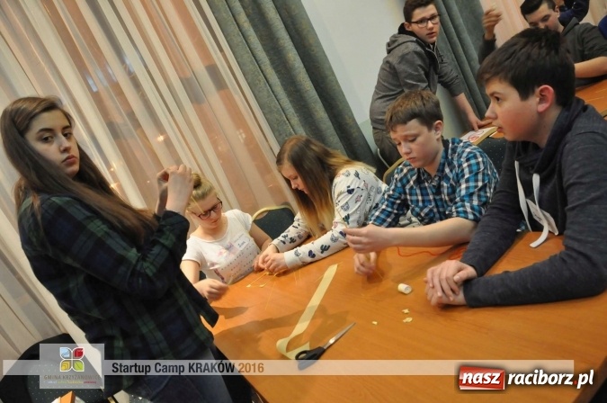 Zdjęcie w galerii na portalu naszraciborz.pl: Młodzież z gminy Krzyżanowice, Raciborza oraz powiatowych Centrów Kształcenia Zawodowego i Ustawicznego wzięła udział w StartUp Camp w Krakowie wiadomości z regionu