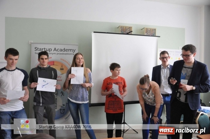 Zdjęcie w galerii na portalu naszraciborz.pl: Młodzież z gminy Krzyżanowice, Raciborza oraz powiatowych Centrów Kształcenia Zawodowego i Ustawicznego wzięła udział w StartUp Camp w Krakowie wiadomości z regionu