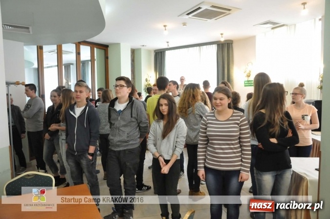 Zdjęcie w galerii na portalu naszraciborz.pl: Młodzież z gminy Krzyżanowice, Raciborza oraz powiatowych Centrów Kształcenia Zawodowego i Ustawicznego wzięła udział w StartUp Camp w Krakowie wiadomości z regionu