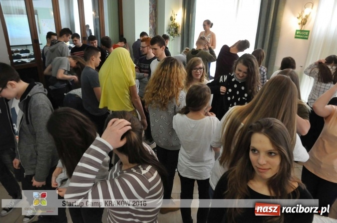 Zdjęcie w galerii na portalu naszraciborz.pl: Młodzież z gminy Krzyżanowice, Raciborza oraz powiatowych Centrów Kształcenia Zawodowego i Ustawicznego wzięła udział w StartUp Camp w Krakowie wiadomości z regionu