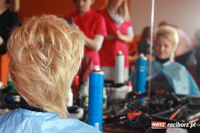 Zdjęcie w galerii na portalu naszraciborz.pl: Nowa Ty! Czyli święto kobiet w GCK w Nędzy wiadomości z regionu