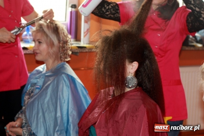 Zdjęcie w galerii na portalu naszraciborz.pl: Nowa Ty! Czyli święto kobiet w GCK w Nędzy wiadomości z regionu