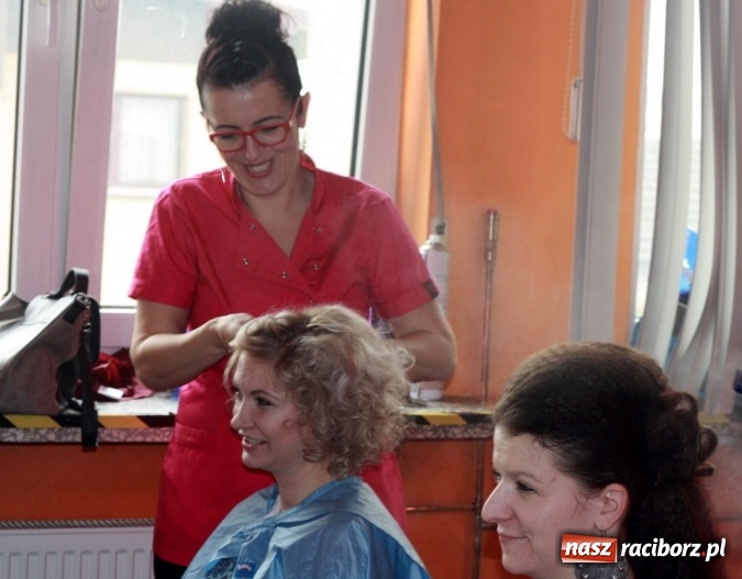 Zdjęcie w galerii na portalu naszraciborz.pl: Nowa Ty! Czyli święto kobiet w GCK w Nędzy wiadomości z regionu