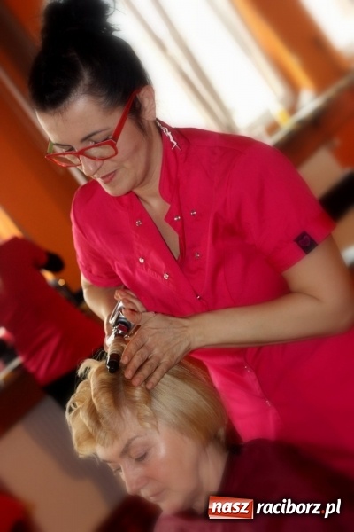 Zdjęcie w galerii na portalu naszraciborz.pl: Nowa Ty! Czyli święto kobiet w GCK w Nędzy wiadomości z regionu