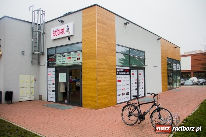Zdjęcie w galerii na portalu naszraciborz.pl: Outlet De LUXX przy Opawskiej - najlepsze marki w jednym miejscu już od 9 marca wiadomości z regionu