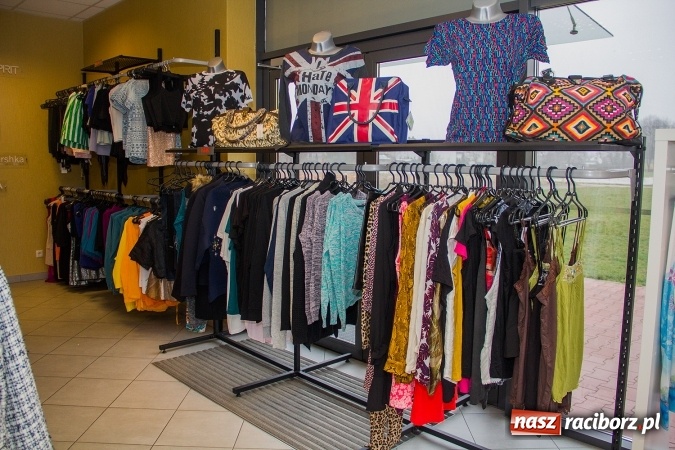 Zdjęcie w galerii na portalu naszraciborz.pl: Outlet De LUXX przy Opawskiej - najlepsze marki w jednym miejscu już od 9 marca wiadomości z regionu