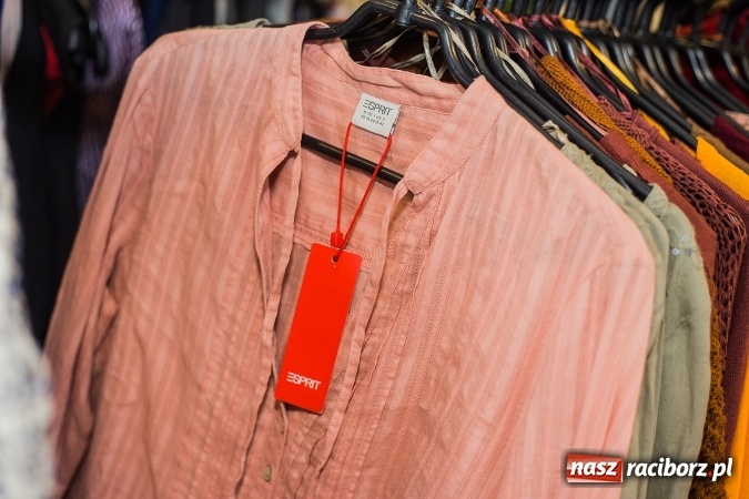 Zdjęcie w galerii na portalu naszraciborz.pl: Outlet De LUXX przy Opawskiej - najlepsze marki w jednym miejscu już od 9 marca wiadomości z regionu