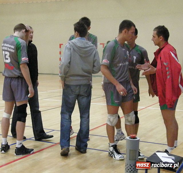 Zdjęcie w galerii na portalu naszraciborz.pl: Szczęśliwe zwycięstwo siatkarzy wiadomości z regionu