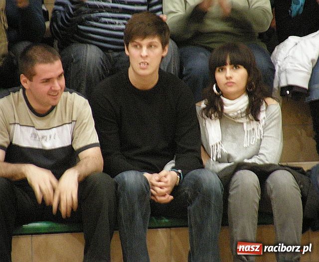 Zdjęcie w galerii na portalu naszraciborz.pl: Szczęśliwe zwycięstwo siatkarzy wiadomości z regionu