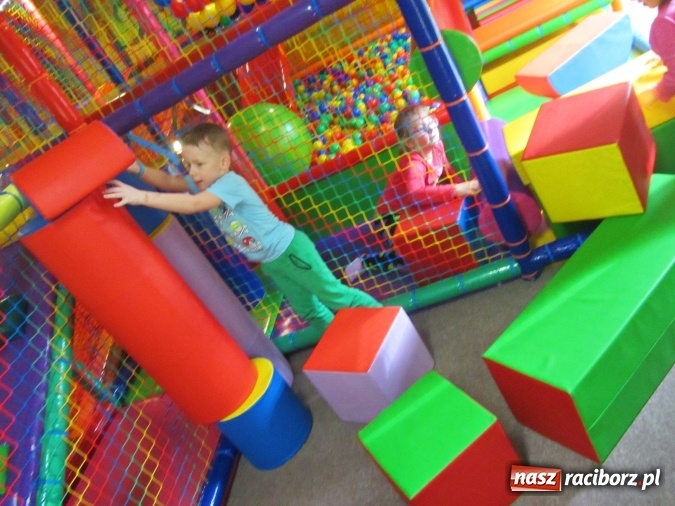 Zdjęcie w galerii na portalu naszraciborz.pl: Na wiosnę Crazy Club rozdaje prezenty wiadomości z regionu