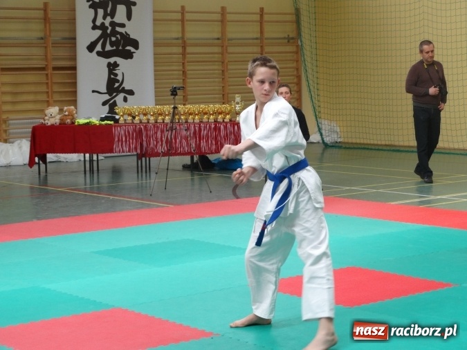 Zdjęcie w galerii na portalu naszraciborz.pl: Cztery medale i puchar dla karateków z Raciborza na Mistrzostwach Województwa Opolskiego w Karate Kyokushin wiadomości z regionu