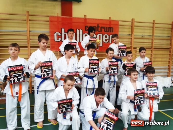 Zdjęcie w galerii na portalu naszraciborz.pl: Cztery medale i puchar dla karateków z Raciborza na Mistrzostwach Województwa Opolskiego w Karate Kyokushin wiadomości z regionu