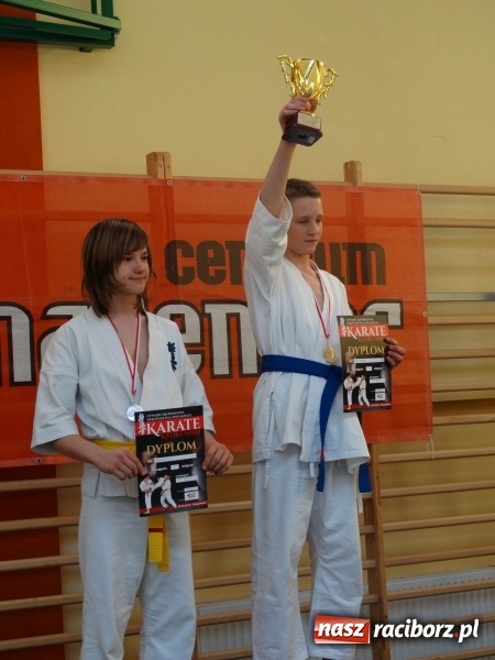 Zdjęcie w galerii na portalu naszraciborz.pl: Cztery medale i puchar dla karateków z Raciborza na Mistrzostwach Województwa Opolskiego w Karate Kyokushin wiadomości z regionu