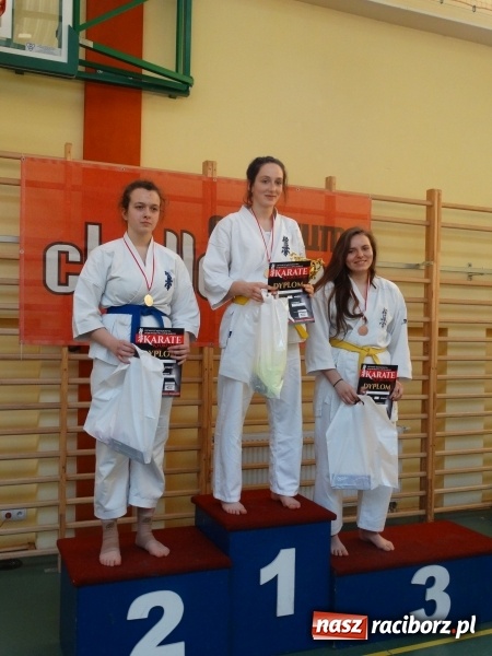 Zdjęcie w galerii na portalu naszraciborz.pl: Cztery medale i puchar dla karateków z Raciborza na Mistrzostwach Województwa Opolskiego w Karate Kyokushin wiadomości z regionu